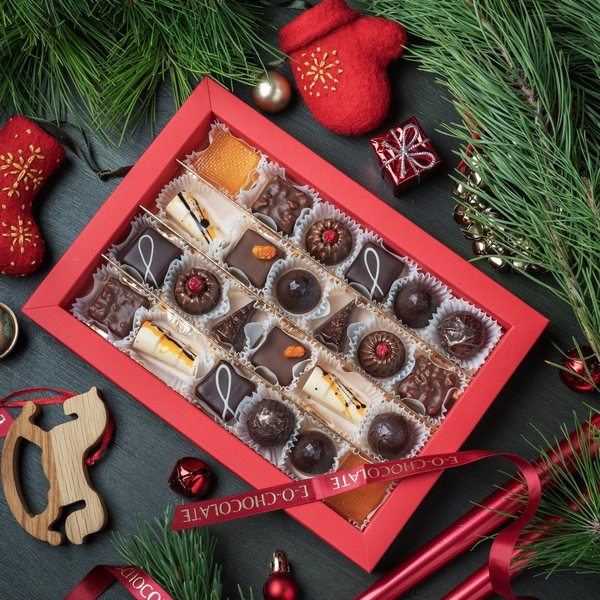 Набор из 24 конфет ручной работы из «Рождественской коллекции» 10759 - фото 3663