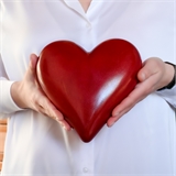 Огромное сердце — бонбоньерка из бельгийского шоколада 525599432